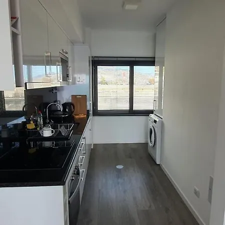 T2-5m Aeroporto Cr7 Apartment