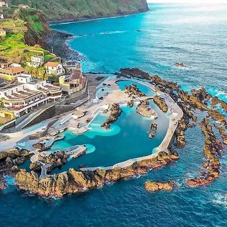 T2-5m Aeroporto Cr7 Apartmán *