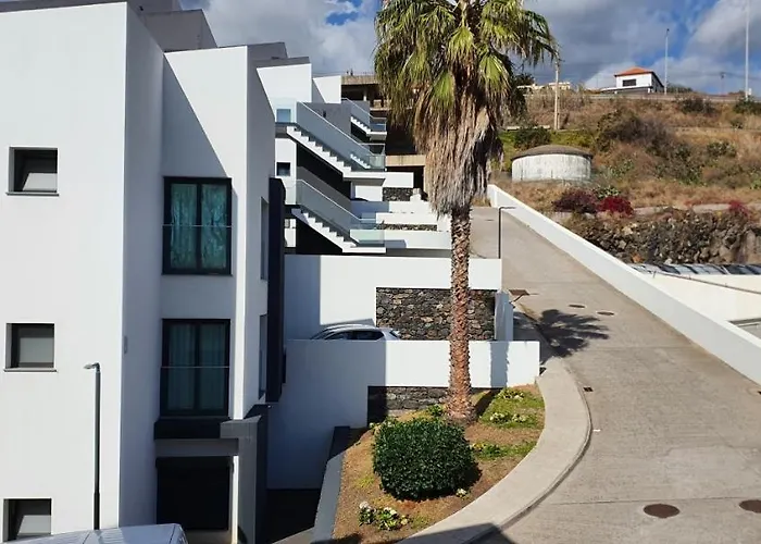 T2-5m Aeroporto Cr7 Apartmán *